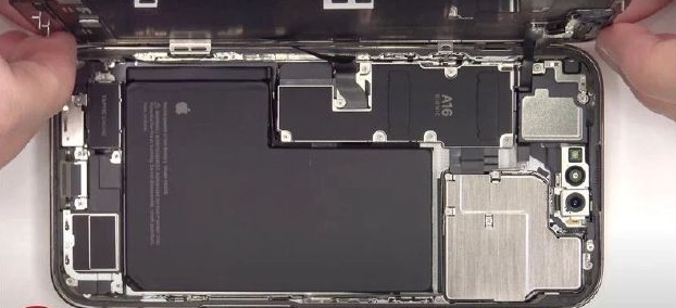 下冶镇苹果14维修分享看iPhone 14 Pro Max拆解 